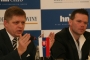 Hos�om HNClubu bol predseda vl�dy Robert Fico. Vpravo ��fredaktor HN Peter Vavro. Sn�mky: HN/Peter MayerHos�om HNClubu bol predseda vl�dy Robert Fico. Vpravo ��fredaktor HN Peter Vavro. Sn�mky: HN/Peter Mayer