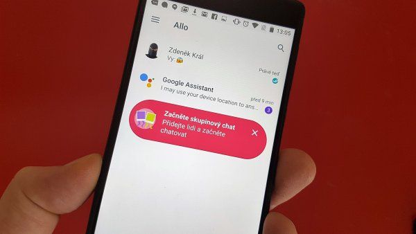 Allo slibuje kvalitn�j&scaron;&iacute; komunikaci a hlavn� mo�nost vyu�&iacute;t um�l&eacute; inteligence.