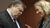 Ministři financí EU jednají v Bruselu. Na snímku řecký ministr financí Evangelos Venizelos a finská ministryně Jutta Urpilainenová. Ministři financí EU jednají v Bruselu. Na snímku řecký ministr financí Evangelos Venizelos a finská ministryně Jutta Urpilainenová.