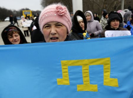 Protesty krymských Tatar v Simferopolu