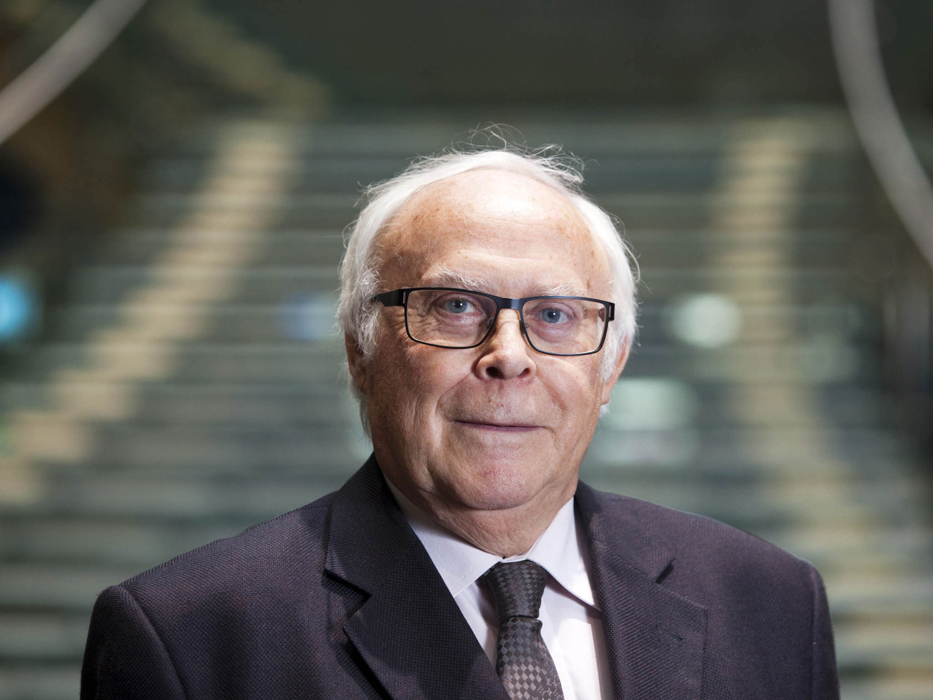 Jaroslav Dahel, profesor ekonomie na VE, katedra bankovnictv a pojiovnictv
