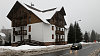 D�m v Harrachov�, kde m�l Petr Lau�man byt.
