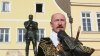 Miroslav Kn�bort �ije Albrechtem z Vald�tejna u� bezm�la dvacet let.