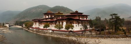 Pevnost Punakha Dzong z roku 1637, Bh�t�n