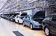 Českým automobilkám se v krizi daří líp než konkurenci