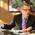 Vladimír Tomšík, viceguvernér ČNB Vladimír Tomšík, viceguvernér ČNB