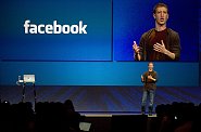 Archivn� sn�mek. Zakladatel a ��f Facebooku Mark Zuckerberg na v�ro�n� konferenci firmy v San Franciscu.