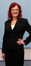 961051509_stejskalova_175x367_.jpg