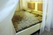 964448873_Martin_K__a__Nebesk__-_pohled_do_instalace__2007__d_evo___ula__litina__k_i___l__textilie_550x367_.jpg