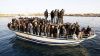 Uprchl�ci m��� na italsk� ostrov Lampedusa