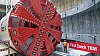 Raz�c� stroj Tonda, kter� prodlou�� metro a� do Motola