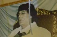 Muammar Kadd�f� p�i�el o syna