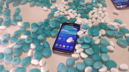 Galaxy S4 Active pod vodou