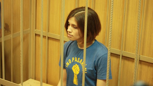 Naděžda Tolokonnikovová za mřížemi