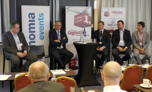 Konference Zóna logistika. Na snímku zleva Petr Kozojed, Jiří Cee, Patrik Gescheidt, Jan Šlajer a Michal Nevrlý