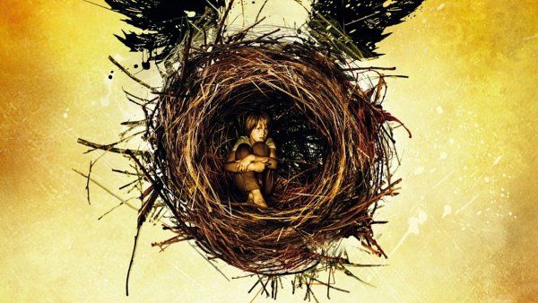 N&aacute;klad �esk&eacute;ho p�ekladu Harryho Pottera a proklet&eacute;ho d&iacute;t�te (na sn&iacute;mku je detail ob&aacute;lky) p�ekro�il 100 tis&iacute;c kus�.