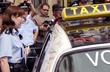Taxikáři protestovali proti zrušení stanoviště taxislužby Taxikáři protestovali proti zrušení stanoviště taxislužby