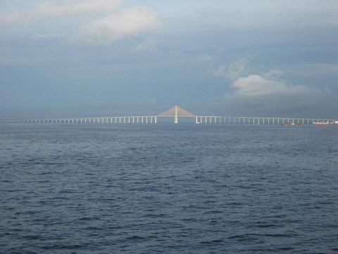Most pes eku Rio Negro - oteven ped nkolika msci, cena vstavby - 12 mld. K