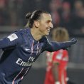 Zlatan Ibrahimovic v zápase proti Valenciennes