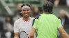 Rafael Nadal (vlevo) poosm� vyhr�l French Open