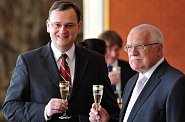 Premiér Petr Nečas a prezident Václav Klaus. Premiér Petr Nečas a prezident Václav Klaus.
