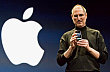 Steve Jobs p�edstavuje prvn� iPhone