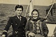 Tacuo Osako s jednou ze zachranenych zen Tacuo Osako s jednou ze zachranenych zen