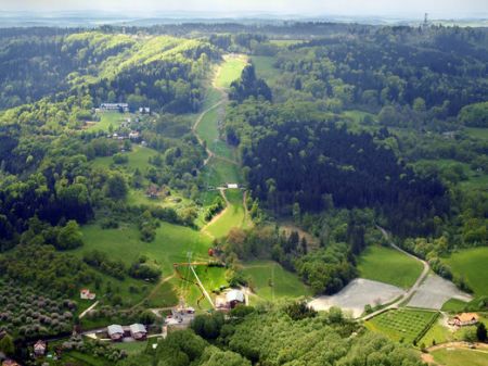 Moninec letecky snimek zdroj foto Hotel Moninec