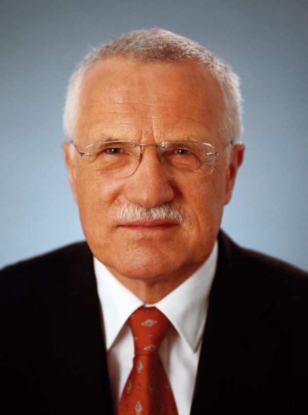 Oficiln portrt Vclava Klause z roku 2003