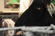 Zahalena muslimka ve Francii