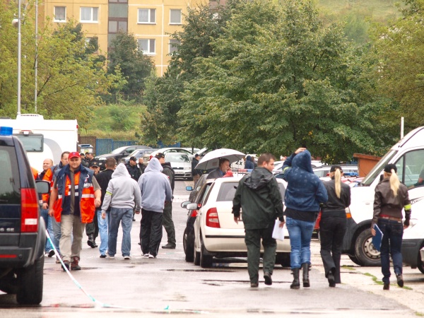 Streľba v Devínskej Novej Vsi. Foto: TASR Streľba v Devínskej Novej Vsi. Foto: TASR