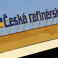 Litv�novsk� firma �esk� rafin�rsk�, kter� pat�� pod k��dla Unipetrolu.