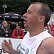 Koment�tor HN Petr Honzejk v c�li pra�sk�ho maratonu