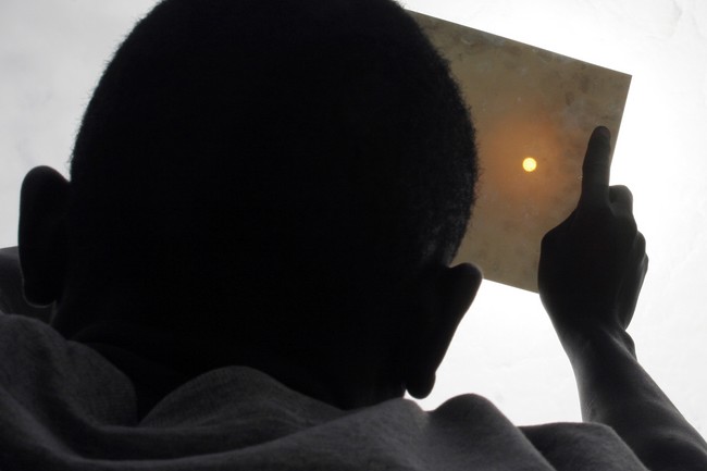 Afrika s Asií zažily nejdelší prstencové zatmění Slunce v tomto tisíciletí