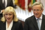 Iveta Radi�ov� a Jean Claude Juncker. Sn�mka: TASR/Pavel Neubauer