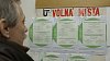 Ilustra�n� foto - Mu� �te n�st�nku s vypsan�mi voln�mi m�sty na ��adu pr�ce v Ostrav�.