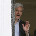 Julian Assange na ekvádorské ambasádě