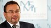 Ministr �kolstv� Josef Dobe�