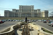 Rumunský parlament. Rumunský parlament.