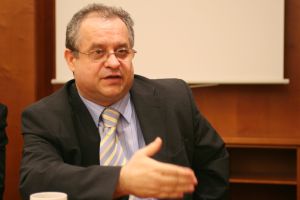 peter_gabura_s.jpg