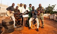 Na snmku skupina Bamba Wassoulou Groove.