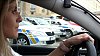 Miroslava Ježková z kladenského dopravního inspektorátu řídí VW Passat, který má sloužit především na stíhání pirátů silnic. Miroslava Ježková z kladenského dopravního inspektorátu řídí VW Passat, který má sloužit především na stíhání pirátů silnic.