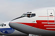 Boeing 737-500 ěských aerolinií v retro barvách.