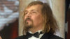 Českého lva za mimořádný přínos české kinematografii získal filmový architekt a výtvarník Karel Černý. Cenu převzala jeho vnučka Tereza Nezbedová. Vnučka oceněného architekta Karla Černého, v pozadí stojí šéf Českých lvů Petr Vachler