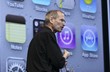 Čtvrtý iPhone má přes sto nových funkcí a je prý největším skokem kupředu Čtvrtý iPhone má přes sto nových funkcí a je prý největším skokem kupředu