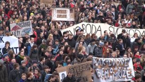 Protestní průvod proti reformě školství.