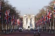 Londýn, Buckinghamský palác v pozadí Londýn, ilustrační foto