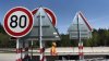Poslanci souhlas� se zv��en�m rychlosti na vybran�ch silnic�ch