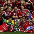Fotbalisté Bayernu se radují z triumfu v Lize mistrů. Fotbalisté Bayernu se radují z triumfu v Lize mistrů.