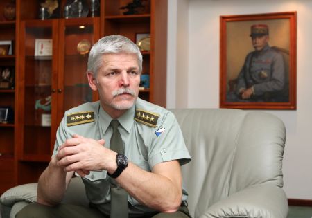 Náelník Generálního štábu Armády eské republiky Petr Pavel